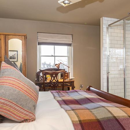 The Bull Hotel Olney ภายนอก รูปภาพ